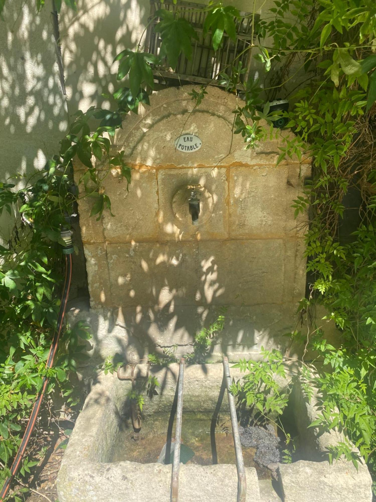 Eden - Campagne Avec Piscine Commune Apartment Eyragues